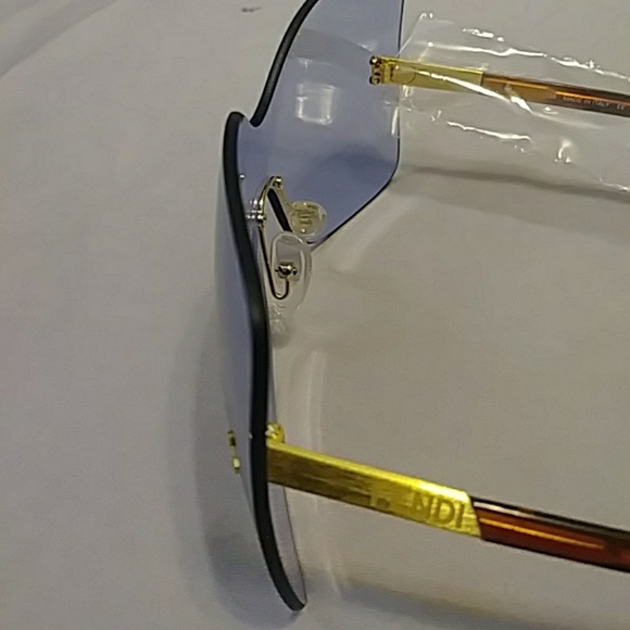 Fendi Shield Frame 65mm sunglasses - Picture 4 of 6